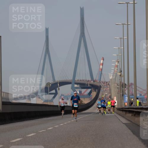 03.10.2026 - Köhlbrandbrückenlauf Michael Strokosch http://msf.ph/oto/10806796 03.10.2026 09:38:16 Position 3  meine-sportfotos.de