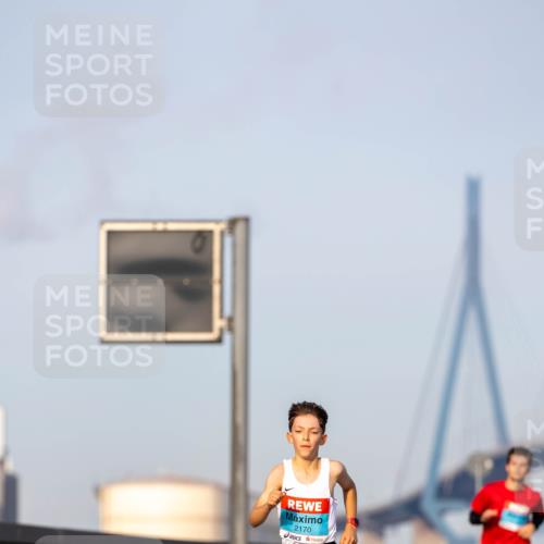 03.10.2026 - Köhlbrandbrückenlauf Michael Strokosch http://msf.ph/oto/10806936 03.10.2026 09:39:02 Position 3 2170 meine-sportfotos.de