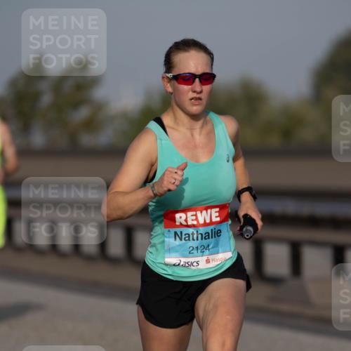 03.10.2026 - Köhlbrandbrückenlauf Michael Strokosch http://msf.ph/oto/10806960 03.10.2026 09:39:25 Position 3 2124 meine-sportfotos.de