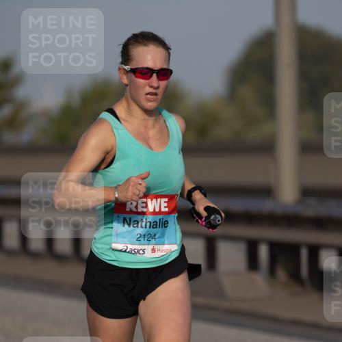 03.10.2026 - Köhlbrandbrückenlauf Michael Strokosch http://msf.ph/oto/10806962 03.10.2026 09:39:25 Position 3 2124 meine-sportfotos.de