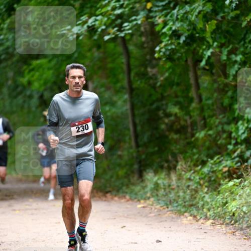 11.10.2026 - Bramfelder Halbmarathon 2026 Dr. Thomas Lammeyer http://msf.ph/oto/10815815 11.10.2026 09:50:02 Laufen 230 meine-sportfotos.de