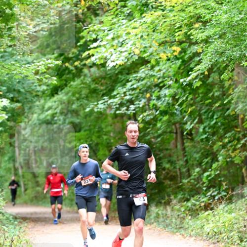 11.10.2026 - Bramfelder Halbmarathon 2026 Dr. Thomas Lammeyer http://msf.ph/oto/10815990 11.10.2026 09:50:38 Laufen 231, 13, 00 meine-sportfotos.de