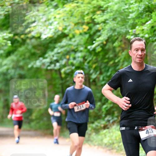 11.10.2026 - Bramfelder Halbmarathon 2026 Dr. Thomas Lammeyer http://msf.ph/oto/10816018 11.10.2026 09:50:40 Laufen 231, 13, 43 meine-sportfotos.de