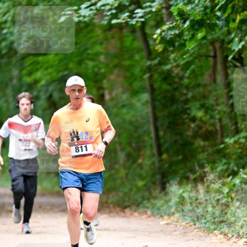 11.10.2026 - Bramfelder Halbmarathon 2026 Dr. Thomas Lammeyer http://msf.ph/oto/10816106 11.10.2026 09:51:20 Laufen 702, 42, 811 meine-sportfotos.de