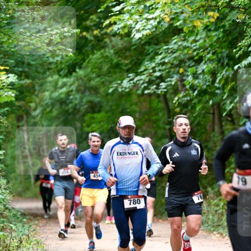 11.10.2026 - Bramfelder Halbmarathon 2026 Dr. Thomas Lammeyer http://msf.ph/oto/10816489 11.10.2026 09:53:22 Laufen 254, 456, 780, 76, 19 meine-sportfotos.de