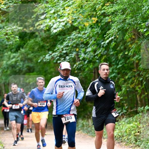 11.10.2026 - Bramfelder Halbmarathon 2026 Dr. Thomas Lammeyer http://msf.ph/oto/10816494 11.10.2026 09:53:22 Laufen 456, 780, 76 meine-sportfotos.de