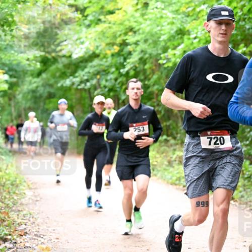 11.10.2026 - Bramfelder Halbmarathon 2026 Dr. Thomas Lammeyer http://msf.ph/oto/10816833 11.10.2026 09:54:38 Laufen 253, 720, 116, 999 meine-sportfotos.de