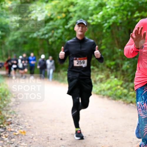 11.10.2026 - Bramfelder Halbmarathon 2026 Dr. Thomas Lammeyer http://msf.ph/oto/10816904 11.10.2026 09:54:54 Laufen 259, 808 meine-sportfotos.de