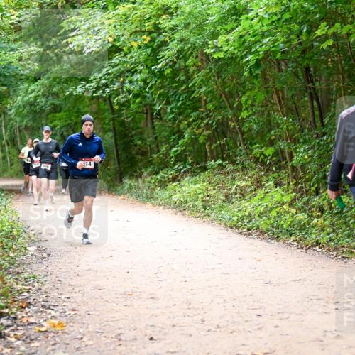 11.10.2026 - Bramfelder Halbmarathon 2026 Dr. Thomas Lammeyer http://msf.ph/oto/10816954 11.10.2026 09:55:10 Laufen 656, 14 meine-sportfotos.de