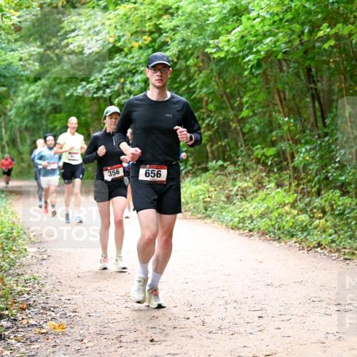 11.10.2026 - Bramfelder Halbmarathon 2026 Dr. Thomas Lammeyer http://msf.ph/oto/10816991 11.10.2026 09:55:16 Laufen 356, 656 meine-sportfotos.de