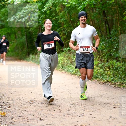 11.10.2026 - Bramfelder Halbmarathon 2026 Dr. Thomas Lammeyer http://msf.ph/oto/10817336 11.10.2026 09:57:06 Laufen 783, 784 meine-sportfotos.de
