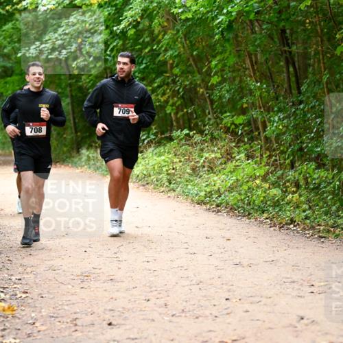 11.10.2026 - Bramfelder Halbmarathon 2026 Dr. Thomas Lammeyer http://msf.ph/oto/10817361 11.10.2026 09:57:12 Laufen 708, 709 meine-sportfotos.de
