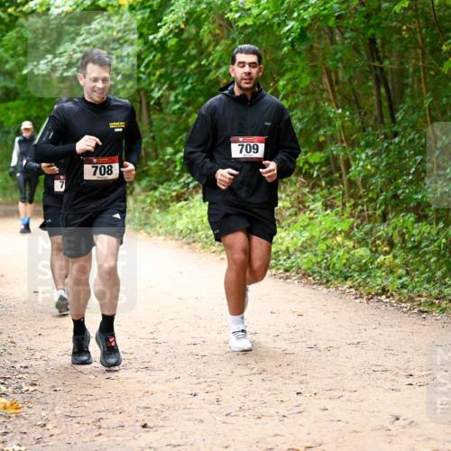 11.10.2026 - Bramfelder Halbmarathon 2026 Dr. Thomas Lammeyer http://msf.ph/oto/10817368 11.10.2026 09:57:13 Laufen 7, 708, 709 meine-sportfotos.de