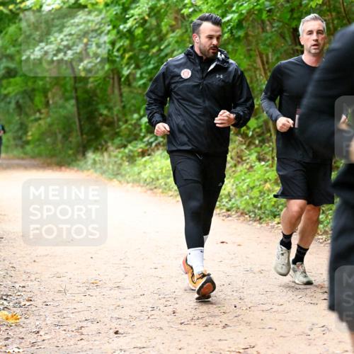 11.10.2026 - Bramfelder Halbmarathon 2026 Dr. Thomas Lammeyer http://msf.ph/oto/10817710 11.10.2026 09:58:25 Laufen 33 meine-sportfotos.de