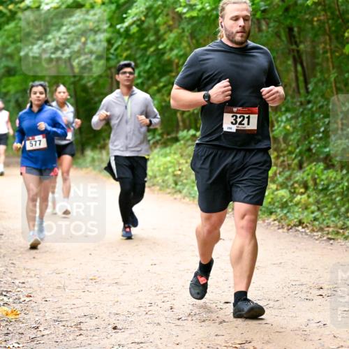 11.10.2026 - Bramfelder Halbmarathon 2026 Dr. Thomas Lammeyer http://msf.ph/oto/10817918 11.10.2026 09:59:31 Laufen 577, 286, 321 meine-sportfotos.de