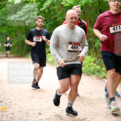 11.10.2026 - Bramfelder Halbmarathon 2026 Dr. Thomas Lammeyer http://msf.ph/oto/10818193 11.10.2026 10:01:15 Laufen 288, 7, 411, 469 meine-sportfotos.de