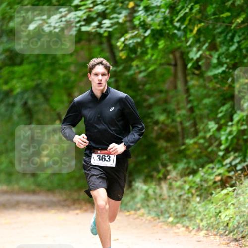 11.10.2026 - Bramfelder Halbmarathon 2026 Dr. Thomas Lammeyer http://msf.ph/oto/10818762 11.10.2026 10:09:06 Laufen 363 meine-sportfotos.de
