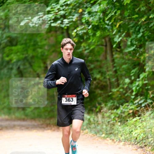 11.10.2026 - Bramfelder Halbmarathon 2026 Dr. Thomas Lammeyer http://msf.ph/oto/10818763 11.10.2026 10:09:06 Laufen 363 meine-sportfotos.de