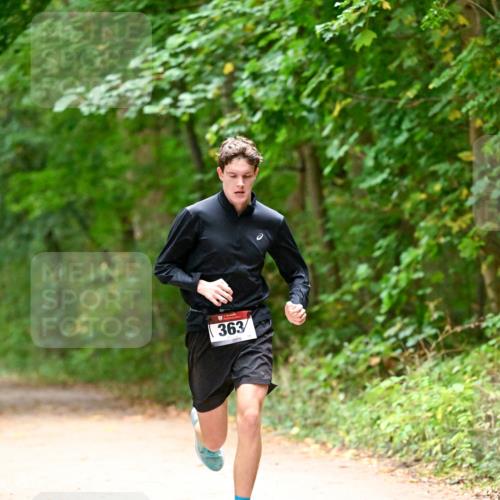 11.10.2026 - Bramfelder Halbmarathon 2026 Dr. Thomas Lammeyer http://msf.ph/oto/10818765 11.10.2026 10:09:06 Laufen 363 meine-sportfotos.de
