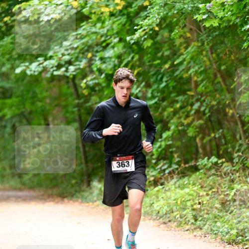 11.10.2026 - Bramfelder Halbmarathon 2026 Dr. Thomas Lammeyer http://msf.ph/oto/10818769 11.10.2026 10:09:07 Laufen 363 meine-sportfotos.de