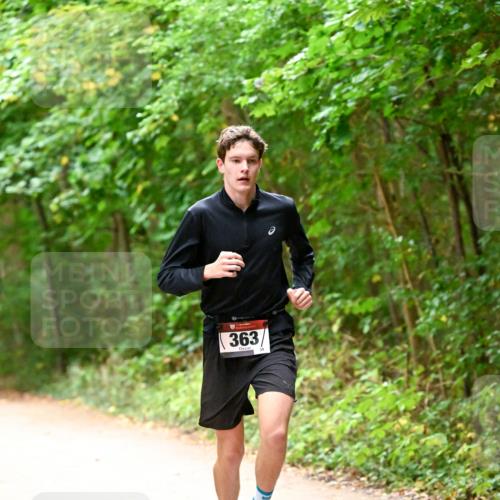 11.10.2026 - Bramfelder Halbmarathon 2026 Dr. Thomas Lammeyer http://msf.ph/oto/10818775 11.10.2026 10:09:08 Laufen 363 meine-sportfotos.de