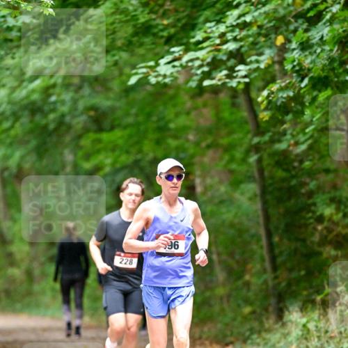 11.10.2026 - Bramfelder Halbmarathon 2026 Dr. Thomas Lammeyer http://msf.ph/oto/10818836 11.10.2026 10:09:44 Laufen 228, 96 meine-sportfotos.de