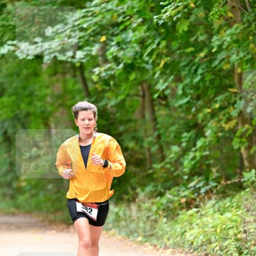 11.10.2026 - Bramfelder Halbmarathon 2026 Dr. Thomas Lammeyer http://msf.ph/oto/10818934 11.10.2026 10:10:31 Laufen 382 meine-sportfotos.de