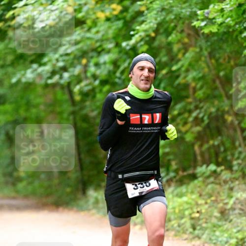 11.10.2026 - Bramfelder Halbmarathon 2026 Dr. Thomas Lammeyer http://msf.ph/oto/10819047 11.10.2026 10:11:14 Laufen 330, 267 meine-sportfotos.de