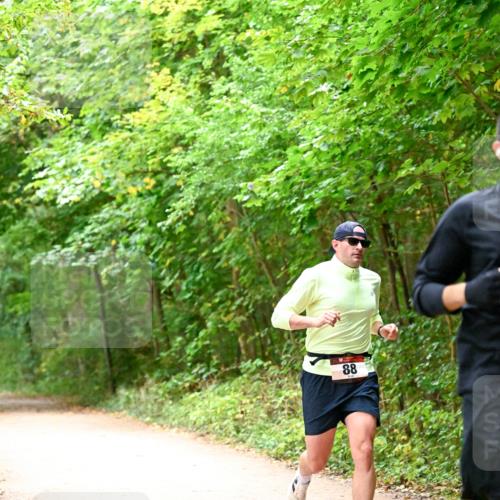 11.10.2026 - Bramfelder Halbmarathon 2026 Dr. Thomas Lammeyer http://msf.ph/oto/10819284 11.10.2026 10:12:59 Laufen 88 meine-sportfotos.de