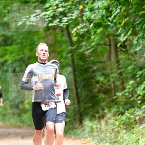 11.10.2026 - Bramfelder Halbmarathon 2026 Dr. Thomas Lammeyer http://msf.ph/oto/10819362 11.10.2026 10:13:31 Laufen 6 meine-sportfotos.de