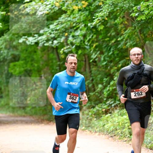 11.10.2026 - Bramfelder Halbmarathon 2026 Dr. Thomas Lammeyer http://msf.ph/oto/10819563 11.10.2026 10:14:09 Laufen 562, 292 meine-sportfotos.de