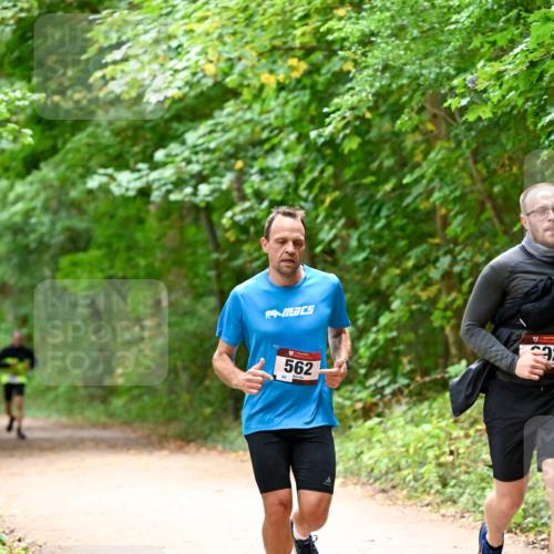 11.10.2026 - Bramfelder Halbmarathon 2026 Dr. Thomas Lammeyer http://msf.ph/oto/10819566 11.10.2026 10:14:09 Laufen 65, 562 meine-sportfotos.de
