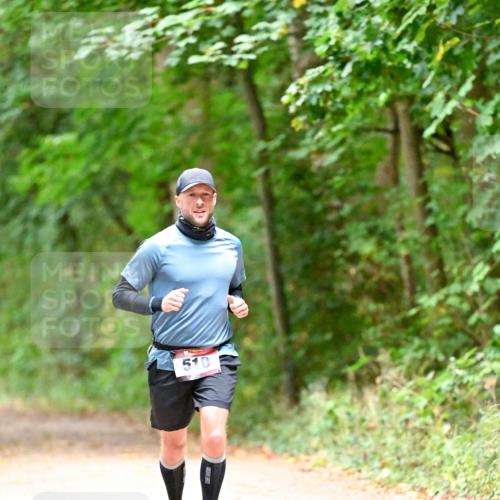 11.10.2026 - Bramfelder Halbmarathon 2026 Dr. Thomas Lammeyer http://msf.ph/oto/10819764 11.10.2026 10:15:08 Laufen 510 meine-sportfotos.de