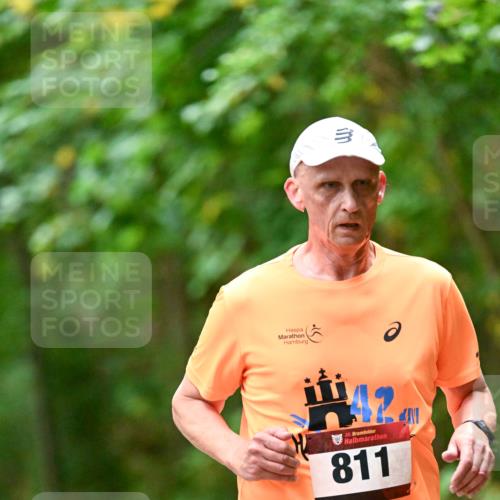 11.10.2026 - Bramfelder Halbmarathon 2026 Dr. Thomas Lammeyer http://msf.ph/oto/10819816 11.10.2026 10:16:29 Laufen 142, 35, 811 meine-sportfotos.de