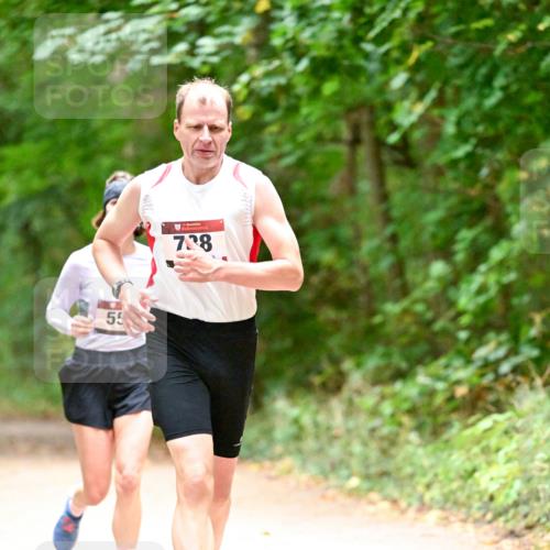 11.10.2026 - Bramfelder Halbmarathon 2026 Dr. Thomas Lammeyer http://msf.ph/oto/10820151 11.10.2026 10:19:34 Laufen 55, 7, 38 meine-sportfotos.de