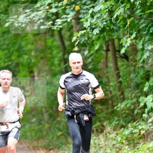 11.10.2026 - Bramfelder Halbmarathon 2026 Dr. Thomas Lammeyer http://msf.ph/oto/10820200 11.10.2026 10:20:07 Laufen 3 meine-sportfotos.de