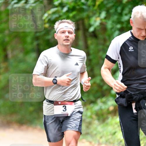 11.10.2026 - Bramfelder Halbmarathon 2026 Dr. Thomas Lammeyer http://msf.ph/oto/10820212 11.10.2026 10:20:09 Laufen 3, 10 meine-sportfotos.de