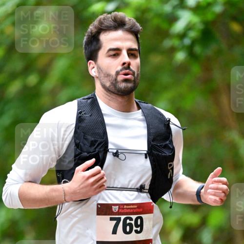 11.10.2026 - Bramfelder Halbmarathon 2026 Dr. Thomas Lammeyer http://msf.ph/oto/10820398 11.10.2026 10:21:19 Laufen 35, 769 meine-sportfotos.de