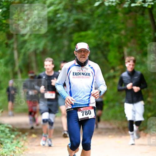 11.10.2026 - Bramfelder Halbmarathon 2026 Dr. Thomas Lammeyer http://msf.ph/oto/10820448 11.10.2026 10:21:33 Laufen 780, 21 meine-sportfotos.de