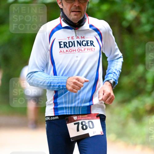 11.10.2026 - Bramfelder Halbmarathon 2026 Dr. Thomas Lammeyer http://msf.ph/oto/10820467 11.10.2026 10:21:35 Laufen 780, 21 meine-sportfotos.de