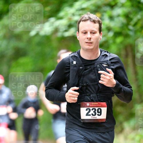 11.10.2026 - Bramfelder Halbmarathon 2026 Dr. Thomas Lammeyer http://msf.ph/oto/10820476 11.10.2026 10:21:39 Laufen 35, 239 meine-sportfotos.de