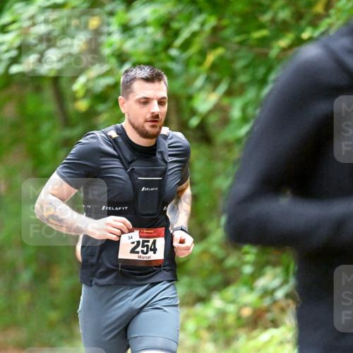 11.10.2026 - Bramfelder Halbmarathon 2026 Dr. Thomas Lammeyer http://msf.ph/oto/10820481 11.10.2026 10:21:40 Laufen 34, 35, 254 meine-sportfotos.de
