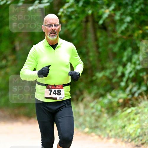 11.10.2026 - Bramfelder Halbmarathon 2026 Dr. Thomas Lammeyer http://msf.ph/oto/10820526 11.10.2026 10:21:56 Laufen 748, 257 meine-sportfotos.de