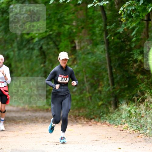 11.10.2026 - Bramfelder Halbmarathon 2026 Dr. Thomas Lammeyer http://msf.ph/oto/10820529 11.10.2026 10:21:57 Laufen 312 meine-sportfotos.de