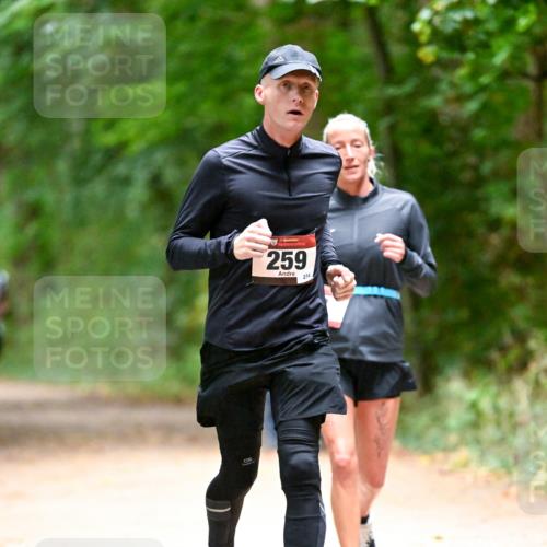 11.10.2026 - Bramfelder Halbmarathon 2026 Dr. Thomas Lammeyer http://msf.ph/oto/10820638 11.10.2026 10:22:27 Laufen 259, 274 meine-sportfotos.de