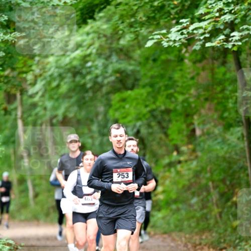 11.10.2026 - Bramfelder Halbmarathon 2026 Dr. Thomas Lammeyer http://msf.ph/oto/10820681 11.10.2026 10:22:45 Laufen 463, 253 meine-sportfotos.de