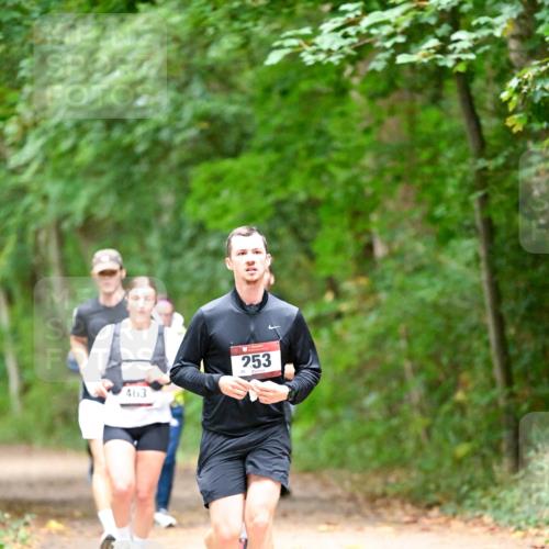 11.10.2026 - Bramfelder Halbmarathon 2026 Dr. Thomas Lammeyer http://msf.ph/oto/10820687 11.10.2026 10:22:46 Laufen 463, 253 meine-sportfotos.de