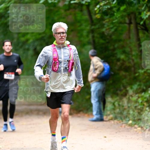 11.10.2026 - Bramfelder Halbmarathon 2026 Dr. Thomas Lammeyer http://msf.ph/oto/10820942 11.10.2026 10:23:46 Laufen 70 meine-sportfotos.de