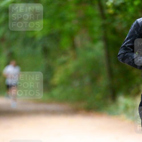 11.10.2026 - Bramfelder Halbmarathon 2026 Dr. Thomas Lammeyer http://msf.ph/oto/10821189 11.10.2026 10:24:50 Laufen  meine-sportfotos.de