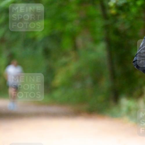11.10.2026 - Bramfelder Halbmarathon 2026 Dr. Thomas Lammeyer http://msf.ph/oto/10821190 11.10.2026 10:24:50 Laufen  meine-sportfotos.de